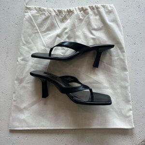 Square Toe Thong Kitten Heeled Sandal in Black size 7.5